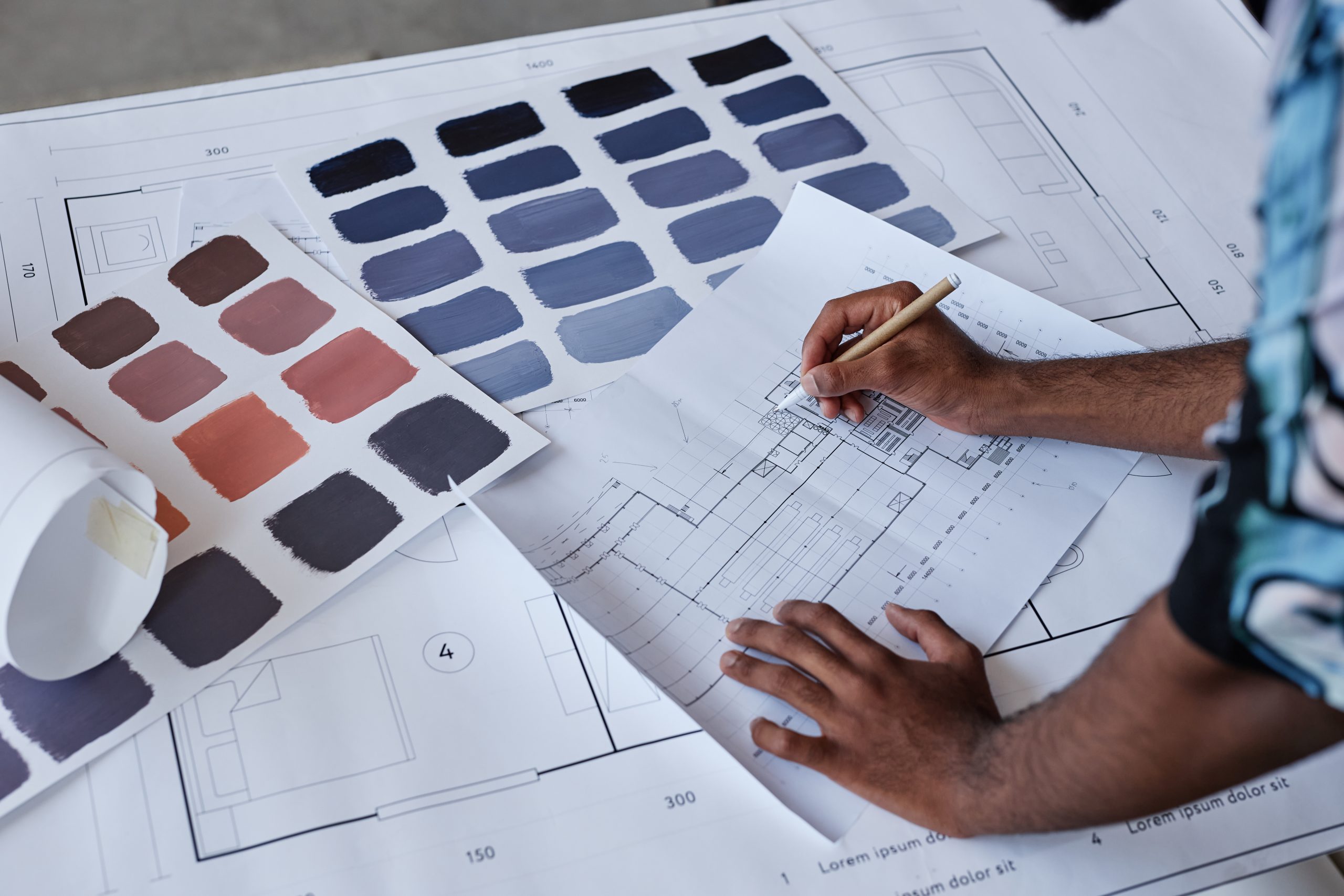 painting services Ajman colour consultation and wall preparation with designer and homeowner