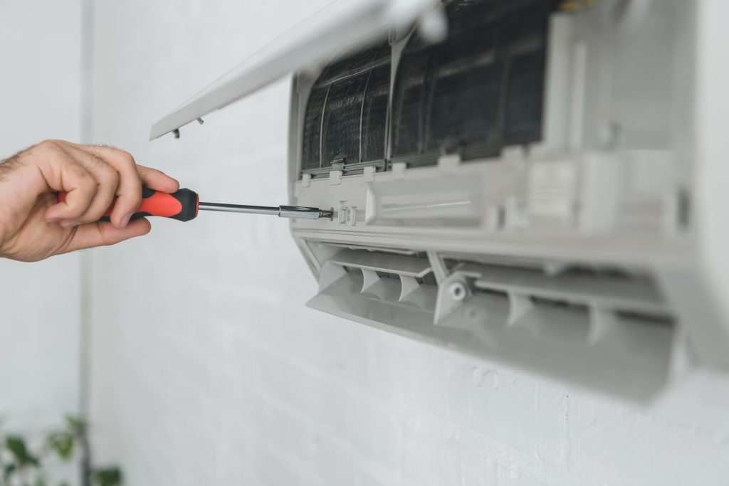 Complete AC maintenance UAE services including repair, duct cleaning, and coil cleaning.