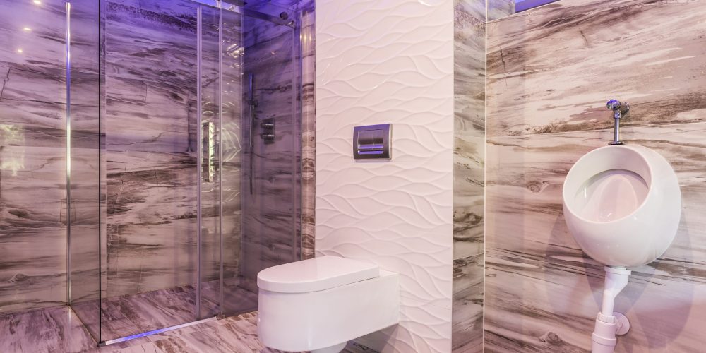 Bathroom tiling Dubai - marble wall and porcelain floor tiles.