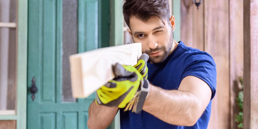 Easy Online Booking for Carpenter Services Dubai Customer booking carpentry service online in Dubai with transparent pricing and secure scheduling options.